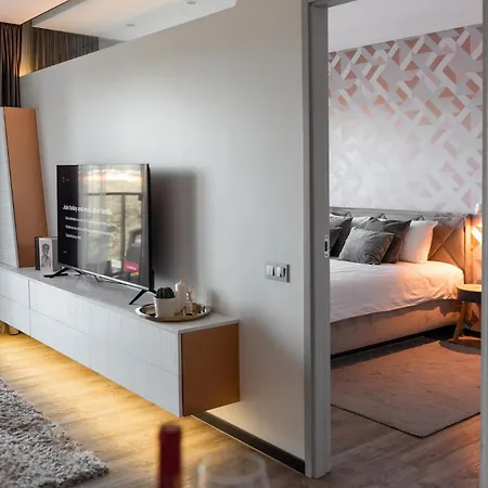 Apartment Bright With Castle View *