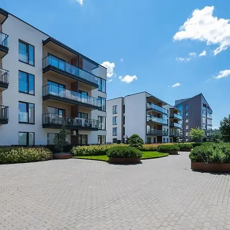 Bright With Castle View Apartment *